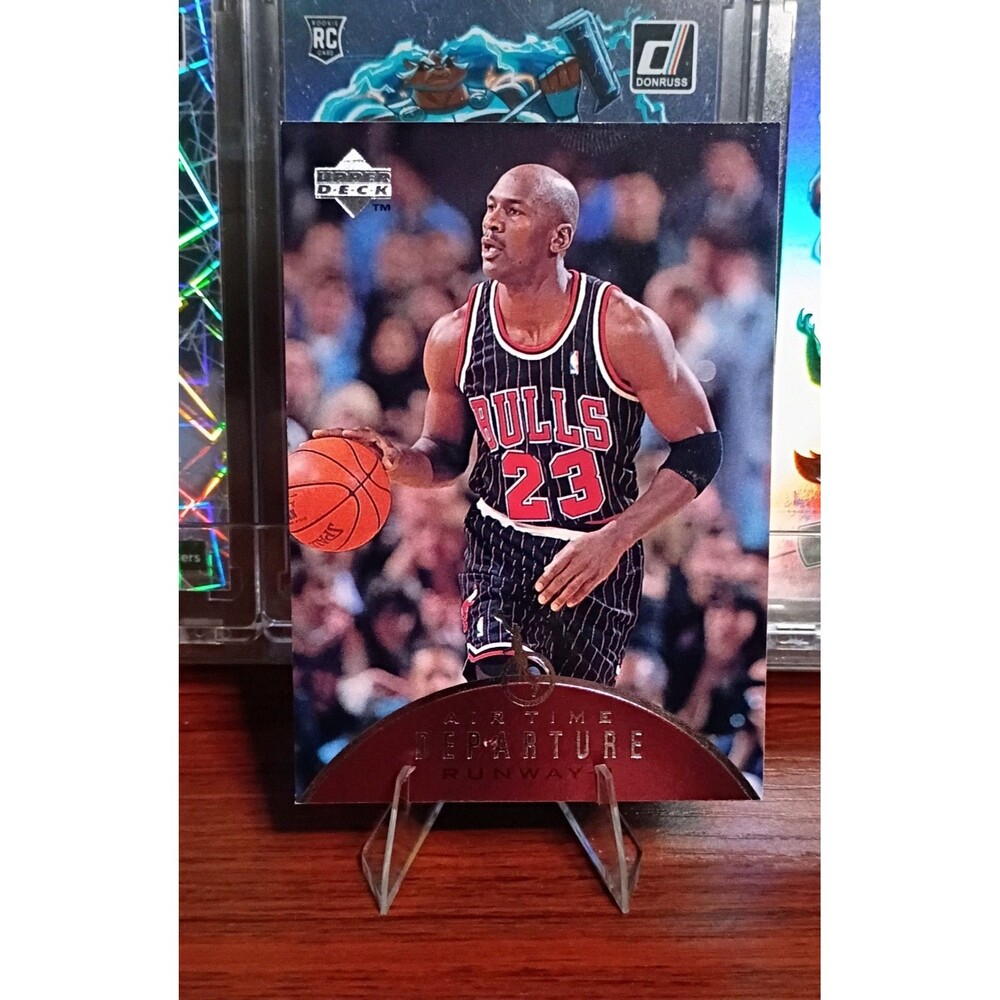 1997-98 Upper Deck - Air Time Michael Jordan #AT4 Invest